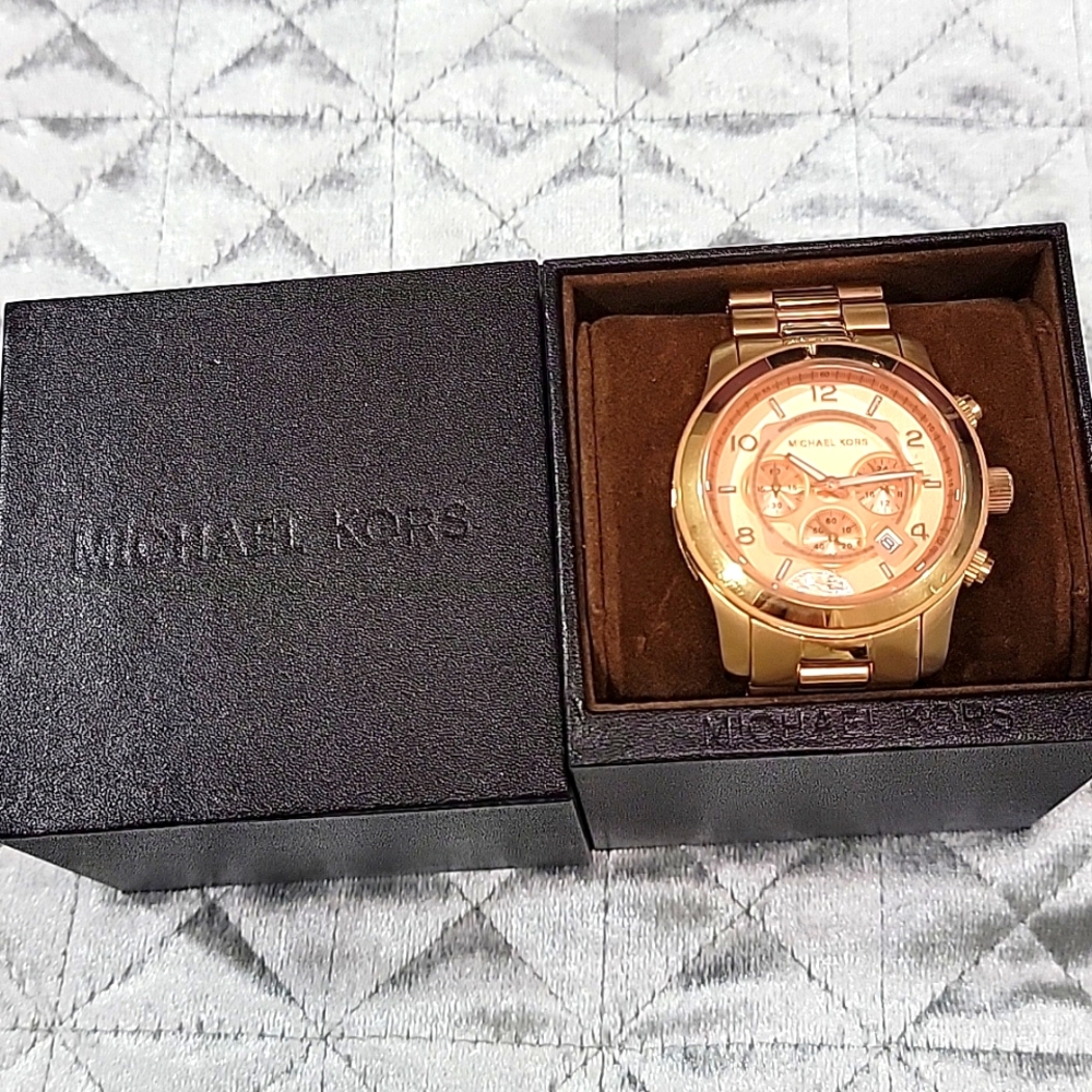 Authentic Michael Kors rosegold unisex watch - Picture 2 of 5